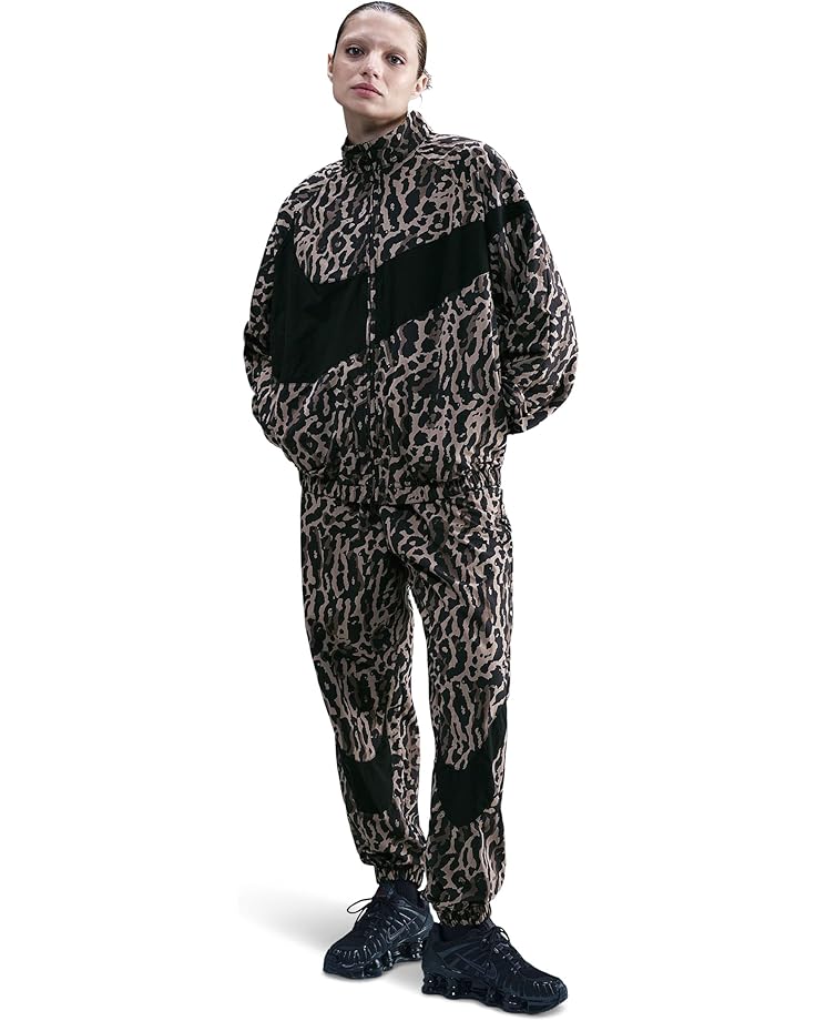 

Женская куртка Nike Sportswear Trend Woven Heritage All Over Print, Black/Black