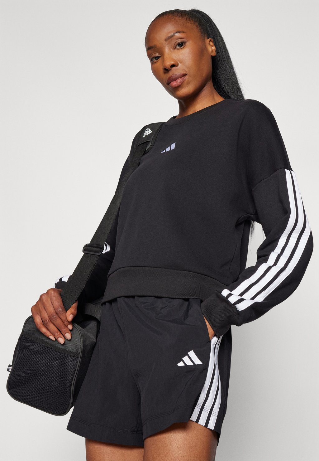 Толстовка ESSENTIALS STRIPES  adidas Sportswear, черный — фото 4