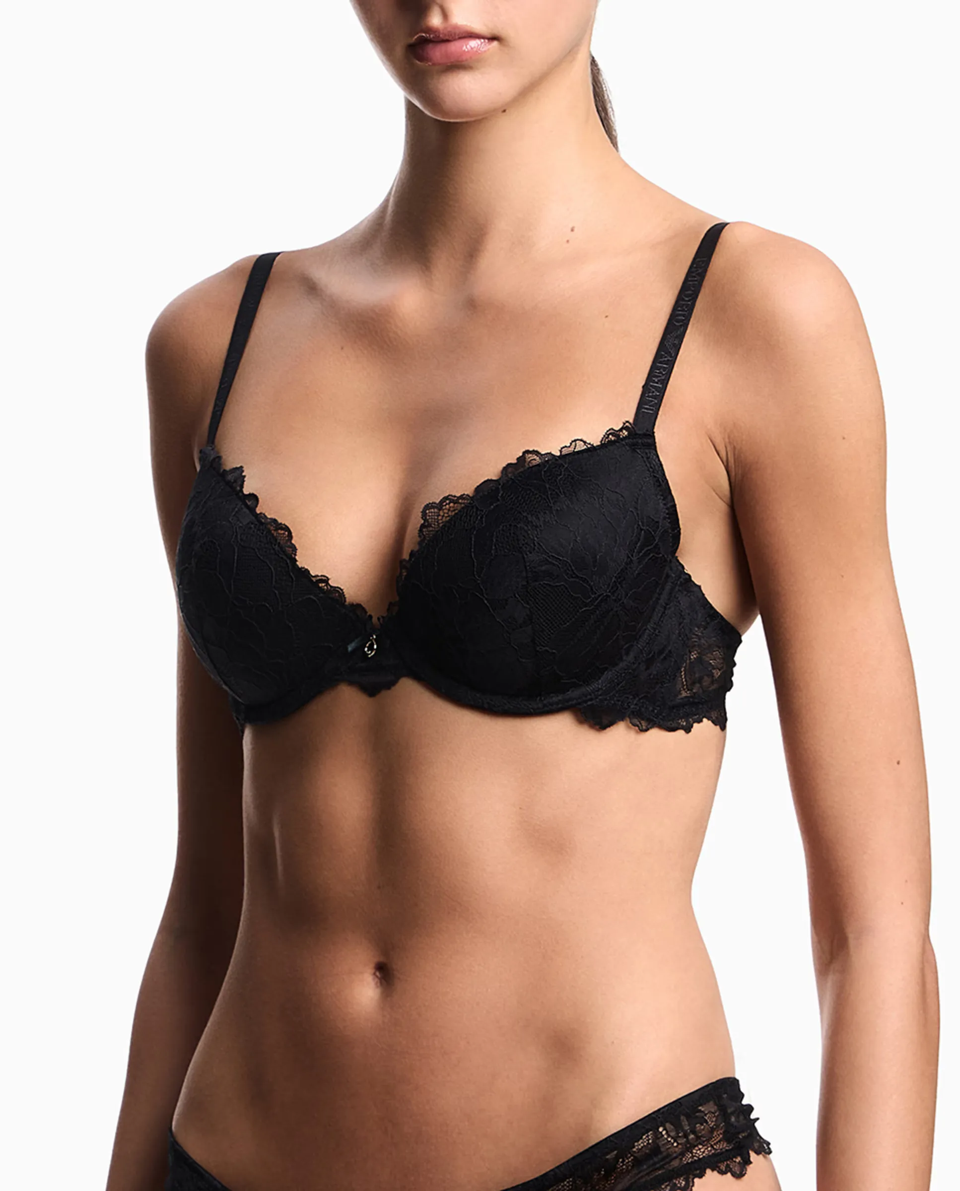 

Бюстгальтер пуш-ап Eternal Lace из кружева Emporio Armani, черный