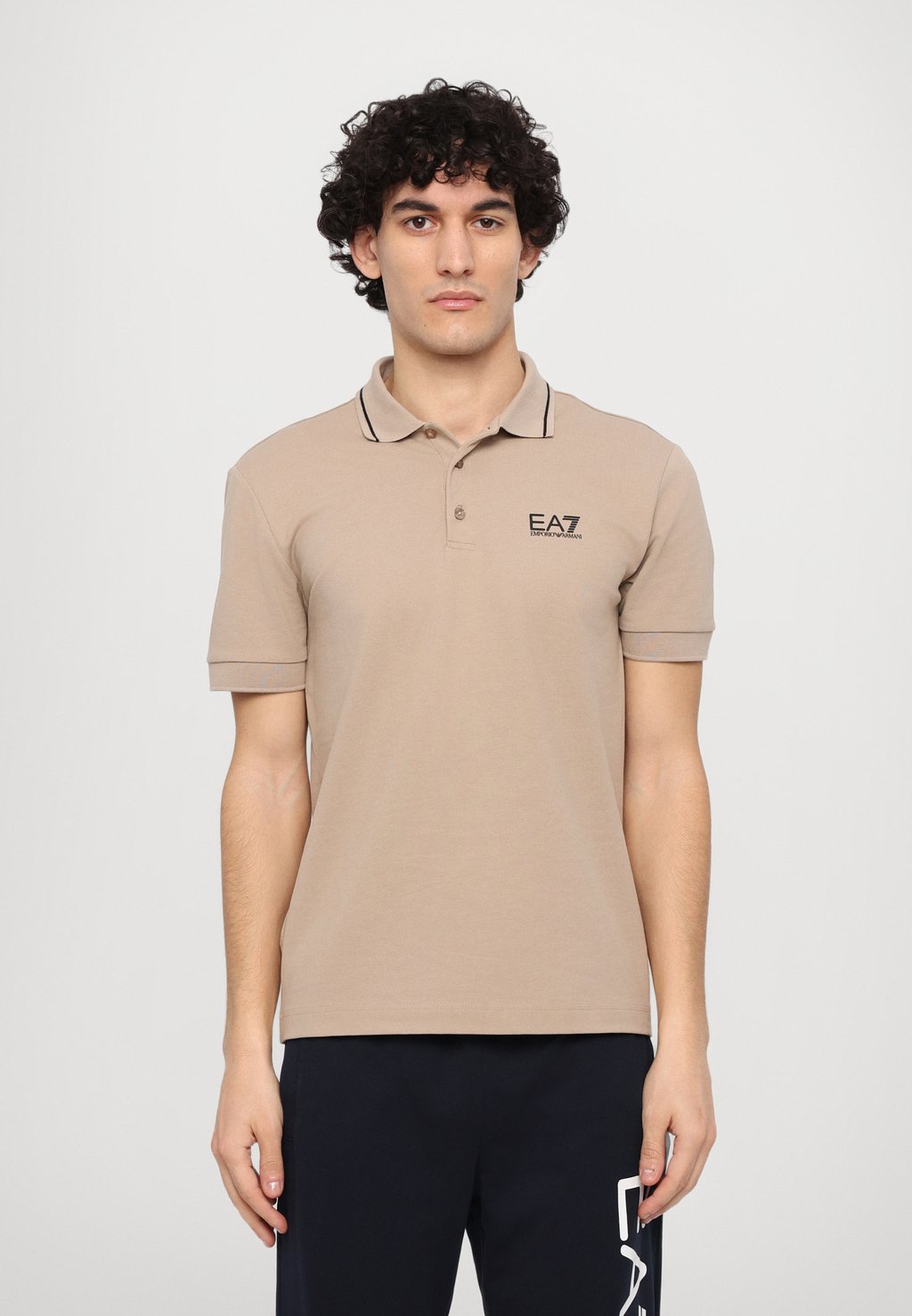 

Рубашка поло EA7 Emporio Armani, серо-коричневый