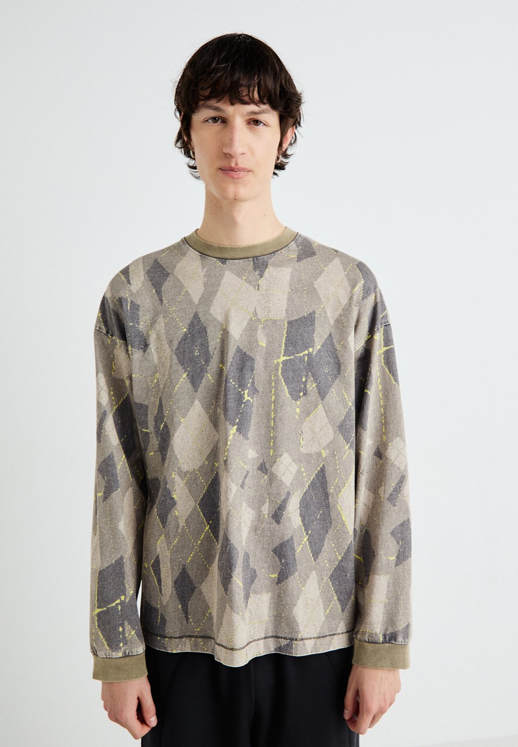 

Топ с длинными рукавами BRICK GRAPHIC LONG SLEEVE Weekday, серый