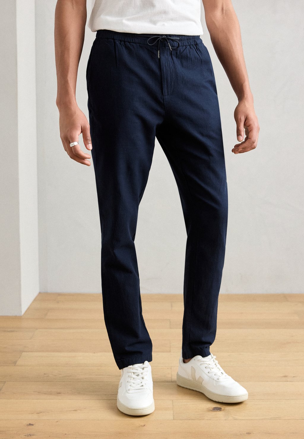 

Брюки CORE WARREN JOGGER Scotch & Soda, темно-синий