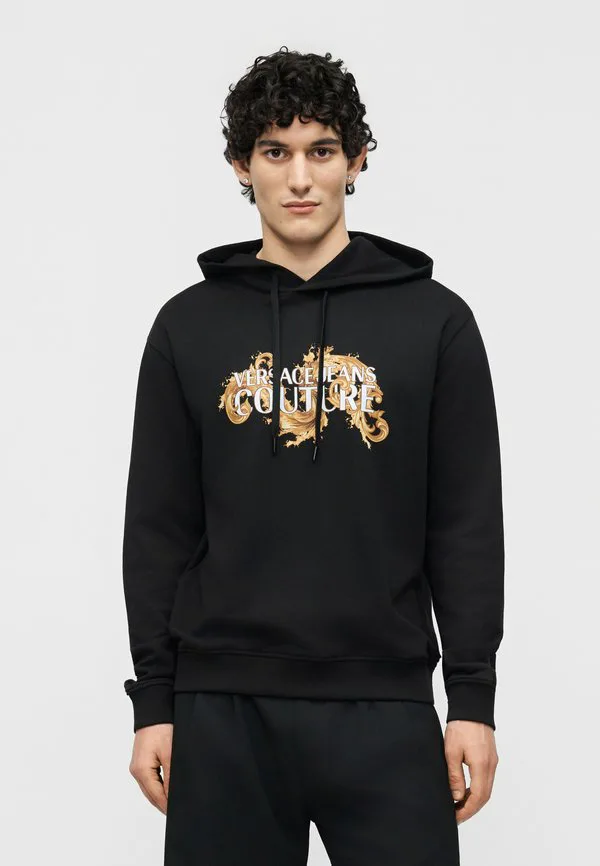 

Худи в стиле барокко с волнообразным рисунком Versace Jeans Couture, Black/Golden-Coloured, Черный, Худи в стиле барокко с волнообразным рисунком Versace Jeans Couture, Black/Golden-Coloured