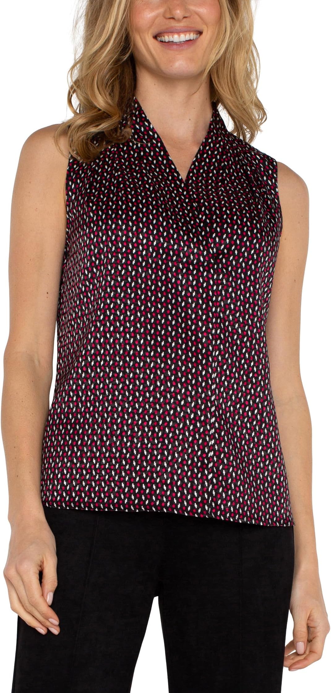 

Блуза Liverpool Los Angeles Sleeveless Pleated Neck Woven Blouse Animal Jacquard Shirting, цвет Star Ruby Dot