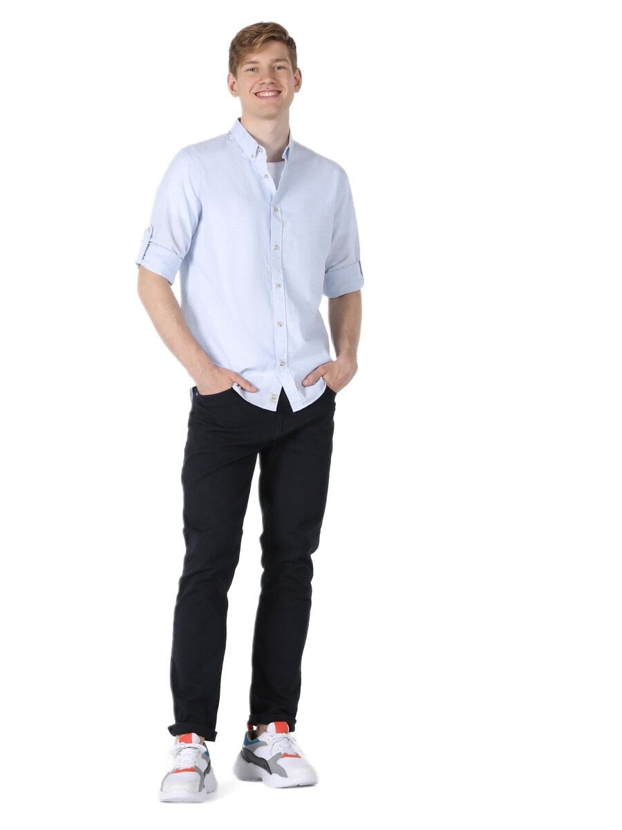 

Рубашка на пуговицах классического кроя Colin's, светло-голубой