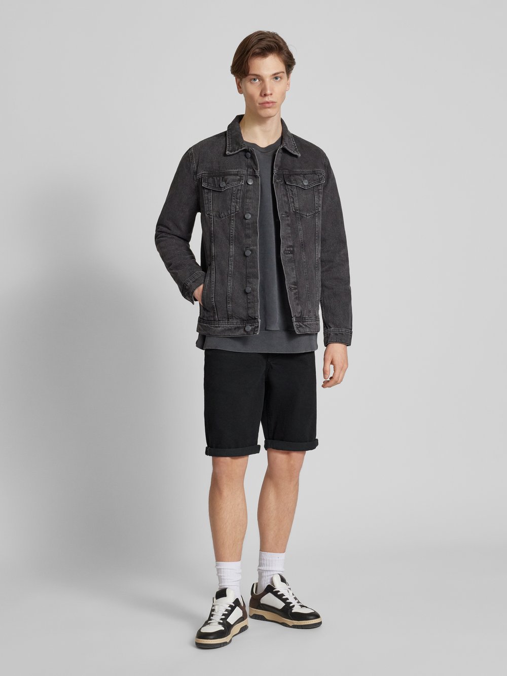 

Облегающие джинсовые шорты с этикеткой Calvin Klein Jeans, черный
