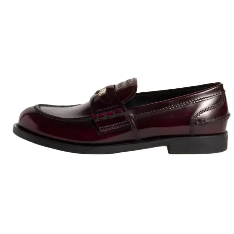 MIU MIU Лоферы женские бордовые