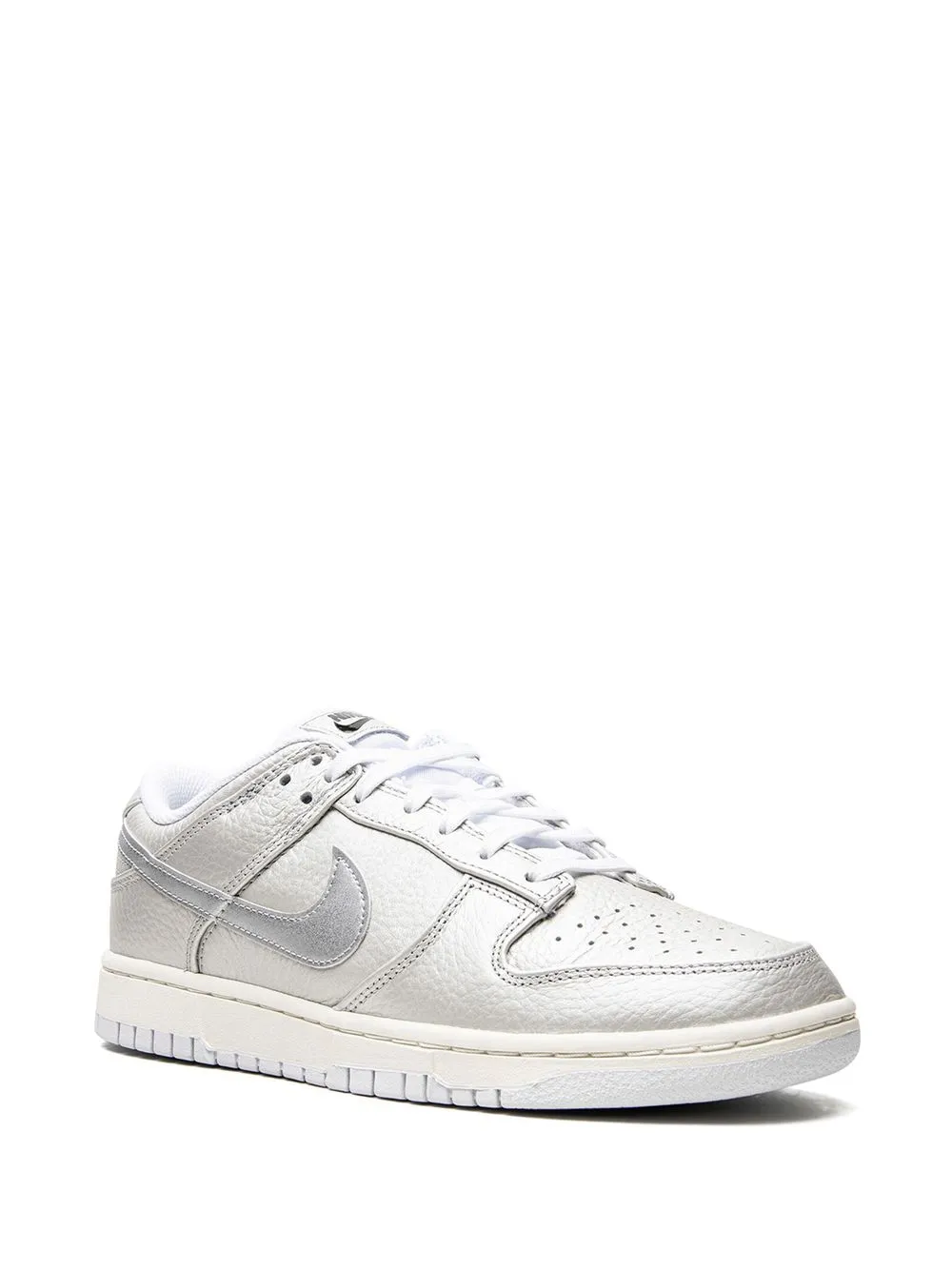Кроссовки Dunk Low Metallic Silver Nike, серебяный — фото 2