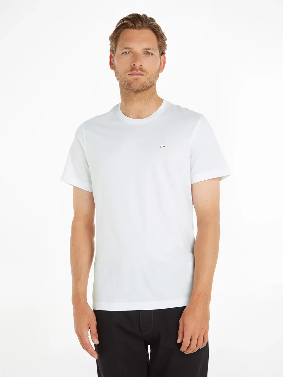 

Футболка Tommy Jeans "TJM ESSENTIAL SOLID TEE", стандартного кроя, с круглым вырезом и тонким флажком с логотипом, белый