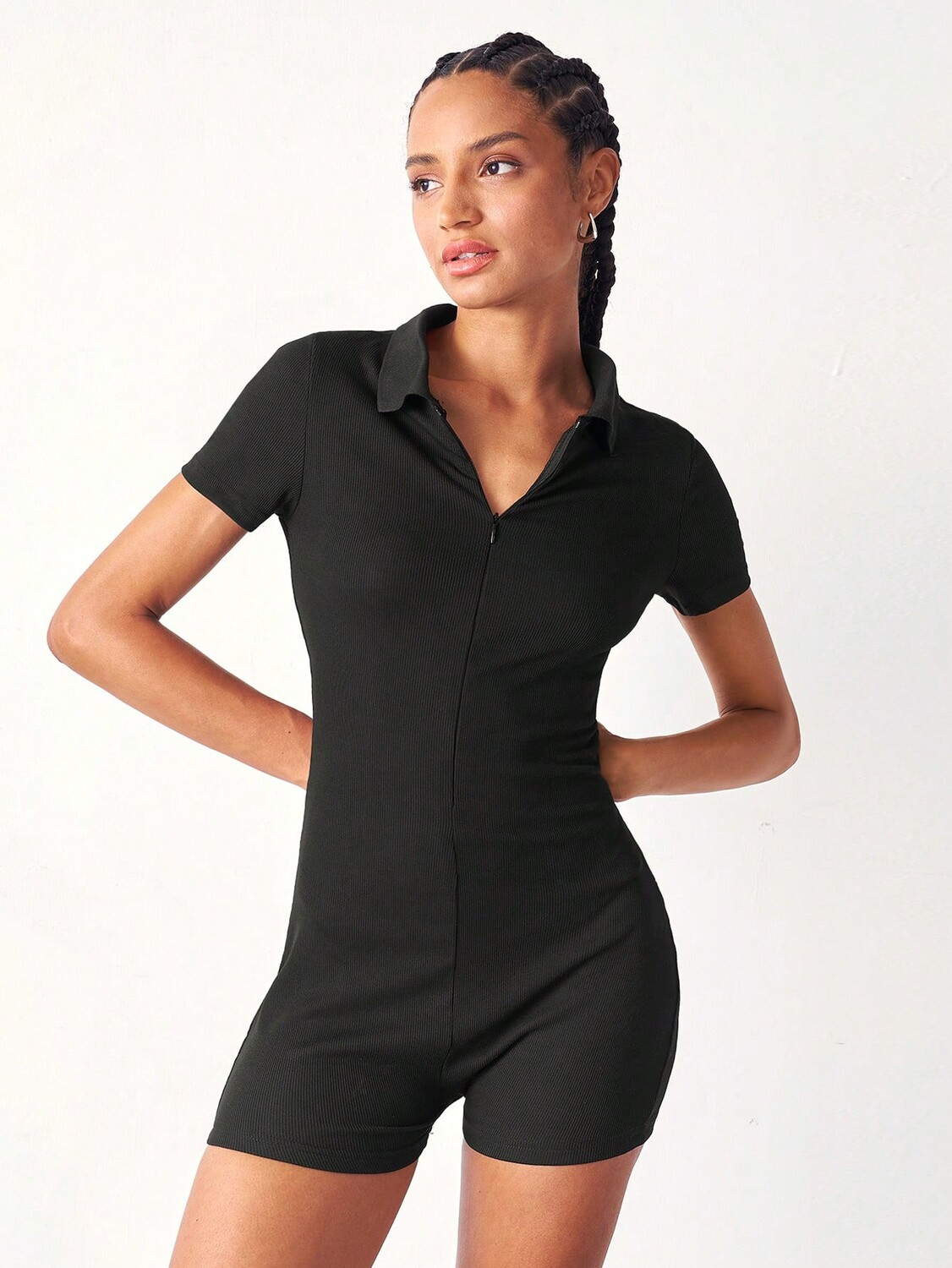 

SHEIN EZwear однотонный комбинезон Украшен полумолнией, черный цвет