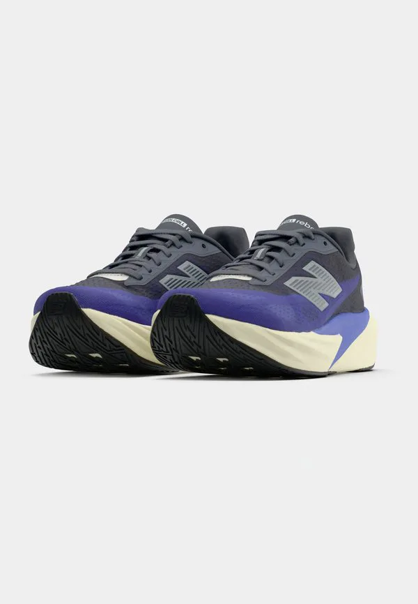 Кроссовки для бега по шоссе fuelcell rebel v5 New Balance, Electric Indigo — фото 3