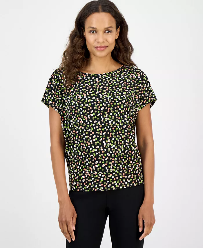 

Топ с мелким принтом в горох Petite Dot-Print Top AK Anne Klein, черный