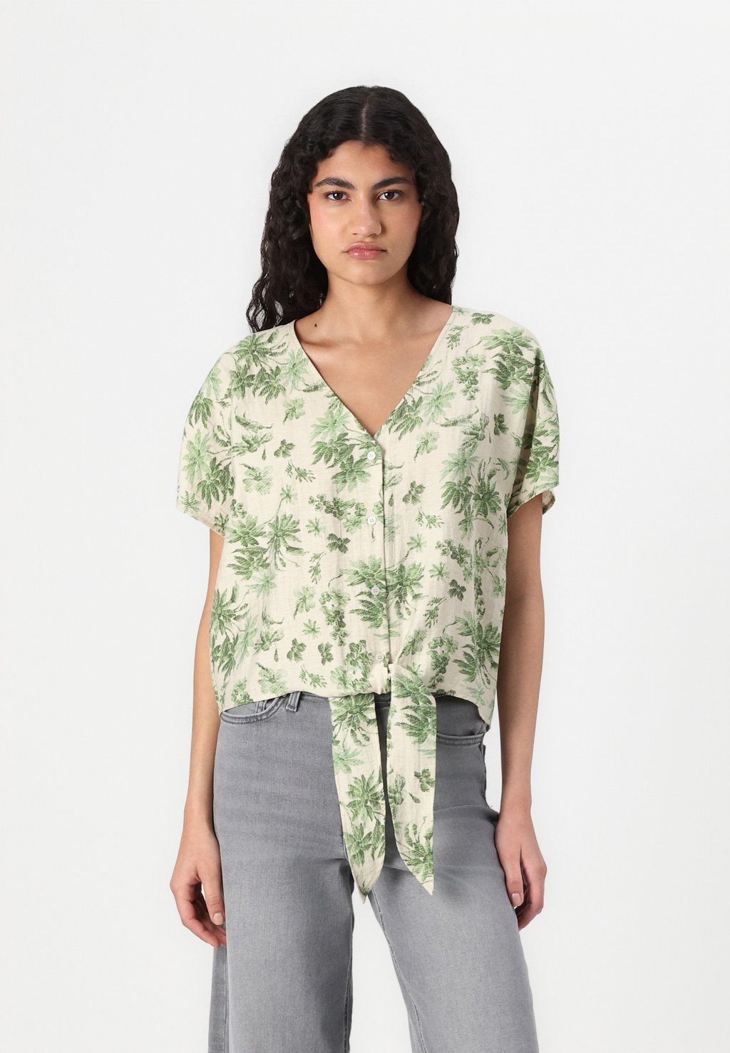 

Блузка на пуговицах VMPALMA KNOT Vero Moda, кремовый