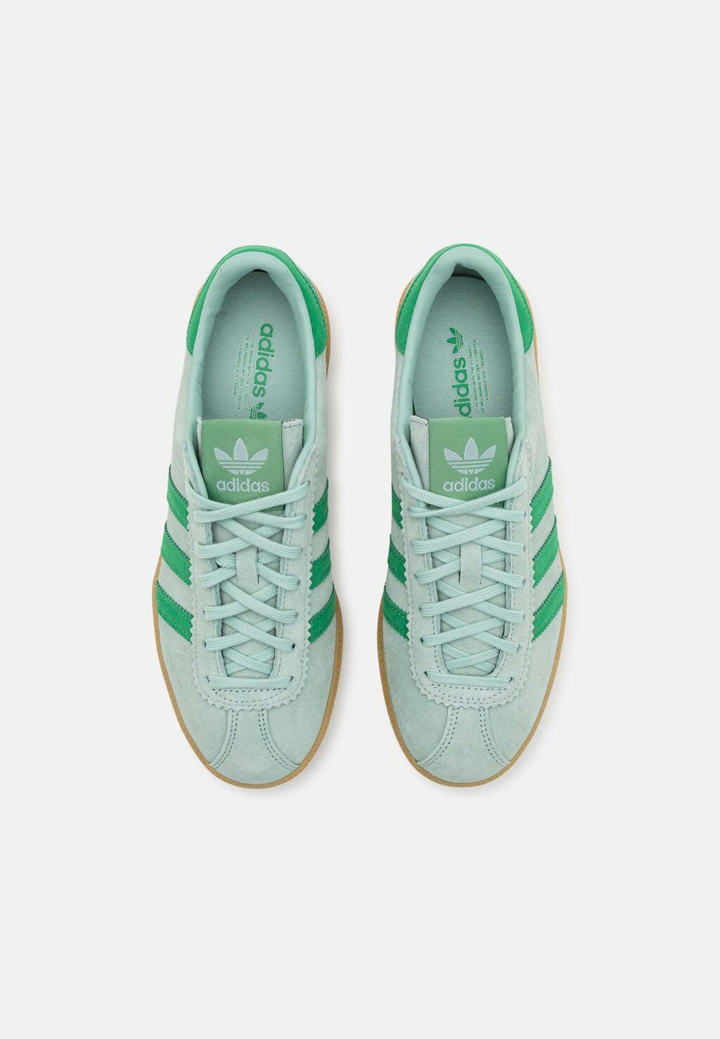 

Кроссовки на шнуровке BRMD adidas, зеленый
