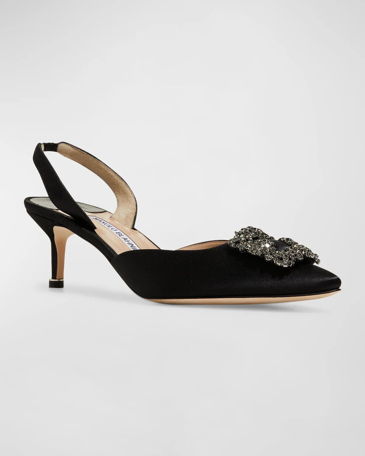 Атласные туфли Hangisi на каблуке-рюмочке с открытой пяткой Manolo Blahnik, черный — фото 4