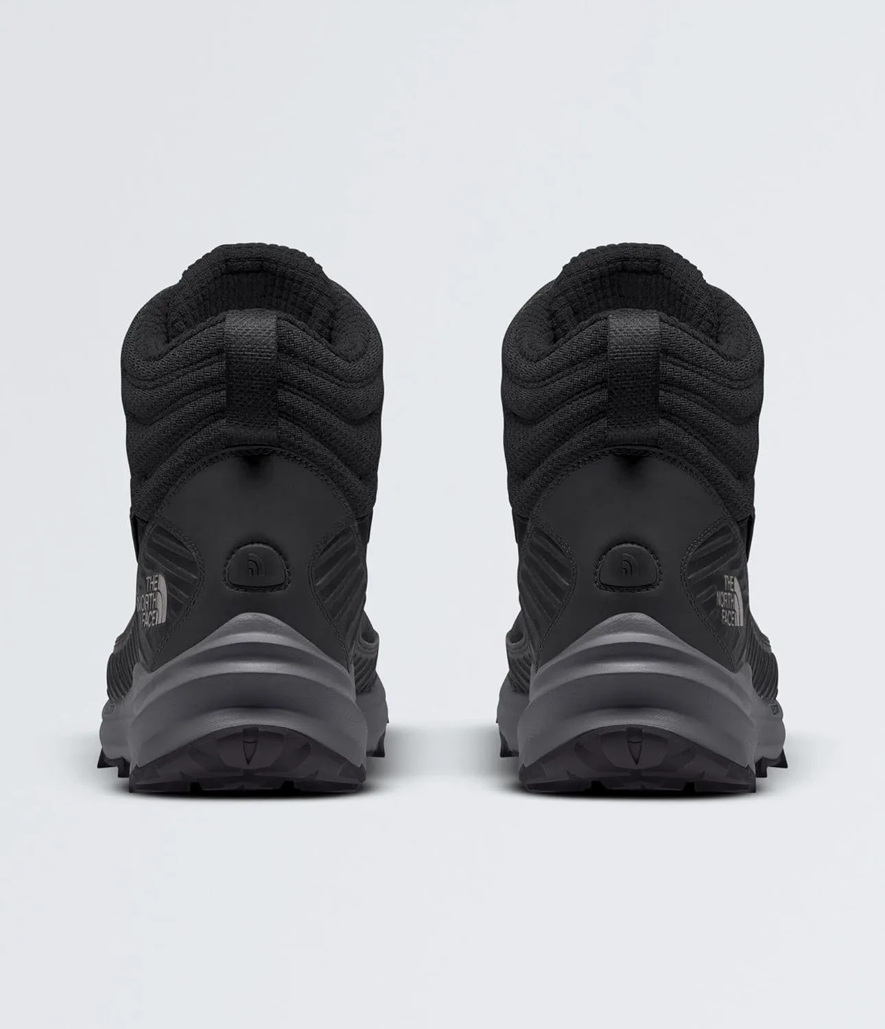 Мужские водонепроницаемые треккинговые ботинки The North Face Vectiv Fastpack с утеплителем | Высокое сцепление, протектор 4 мм, черный/серый — фото 3