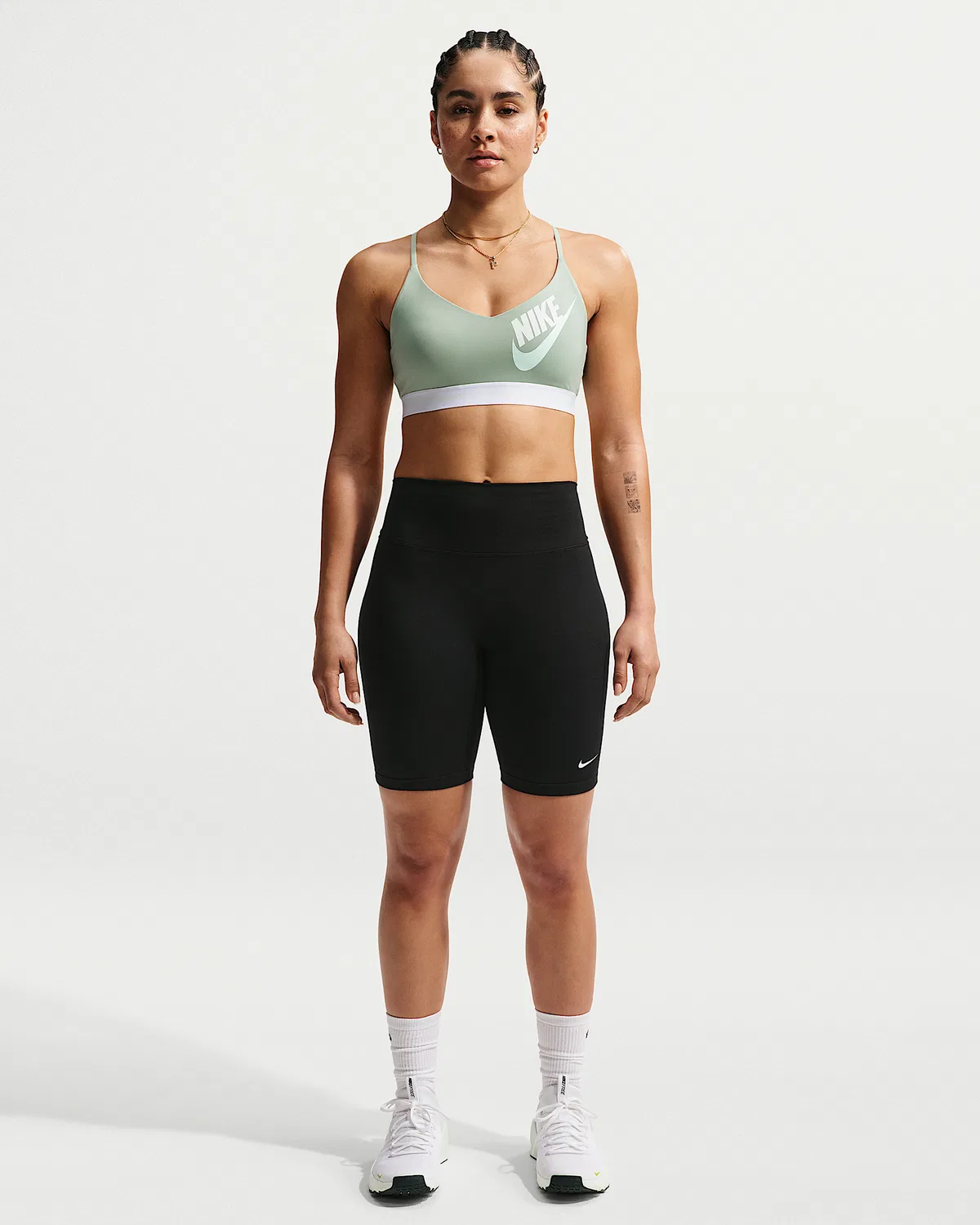 Женский спортивный бюстгальтер Nike Indy с легкой поддержкой, Steam/White/Barely Green/Barely Green — фото 4