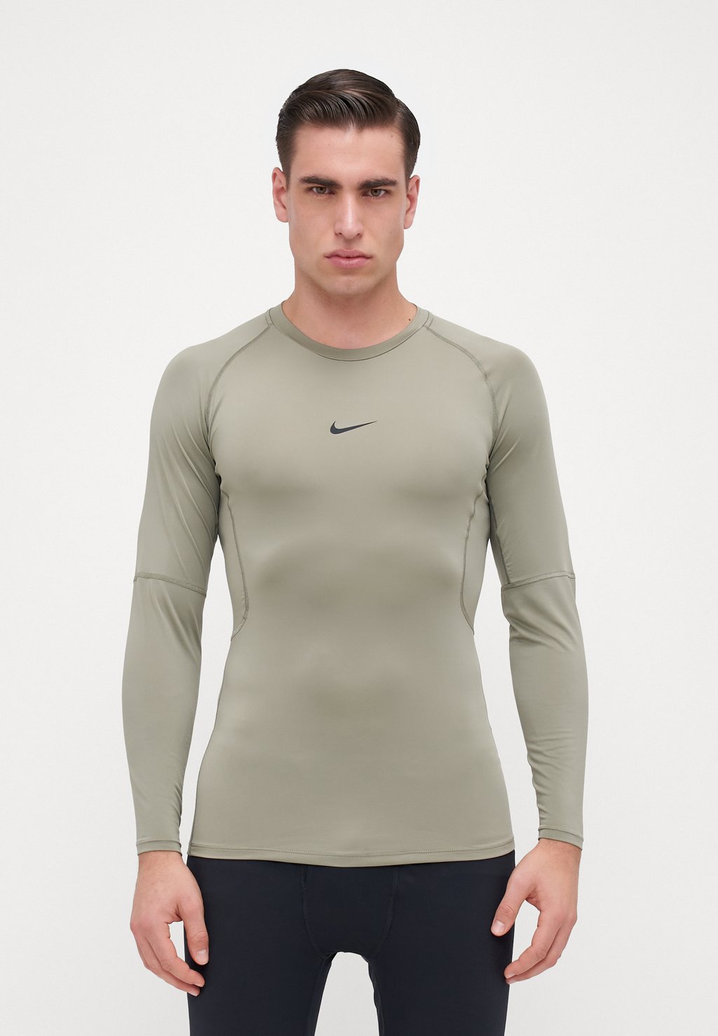 

Топ с длинными рукавами M NP DF LS Nike Performance, хаки