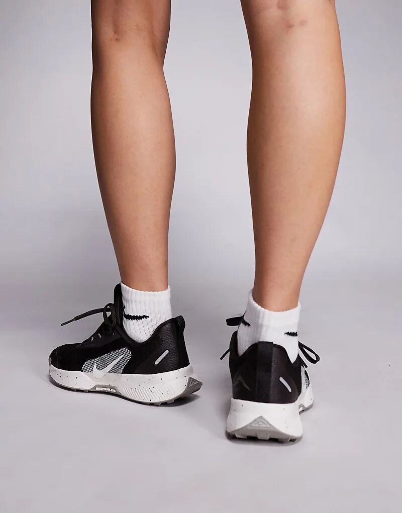 Кроссовки Nike Running Juniper Trail 3 коричневого цвета — фото 3