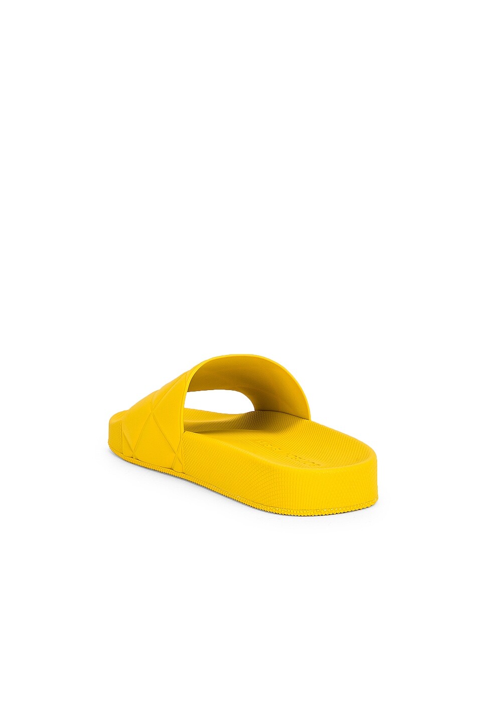 Сандалии Bottega Veneta The Slider Flat Slides, цвет Buttercup — фото 3