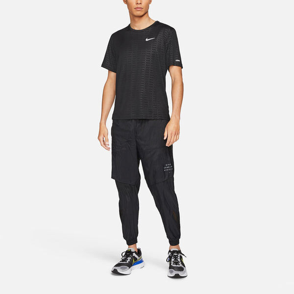 Спортивные штаны Nike Men's Run Division Pinnacle Sports Pants Black, черный — фото 3