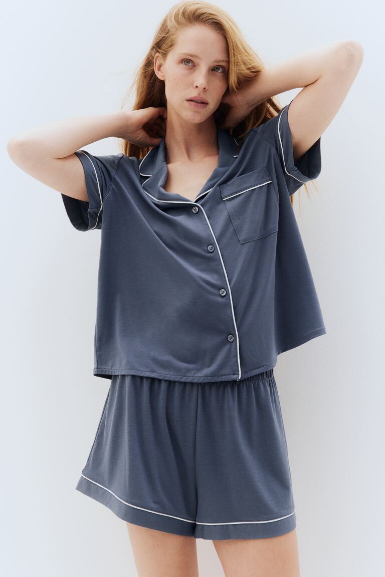 

Пижама с топом и шортами H&M, синий