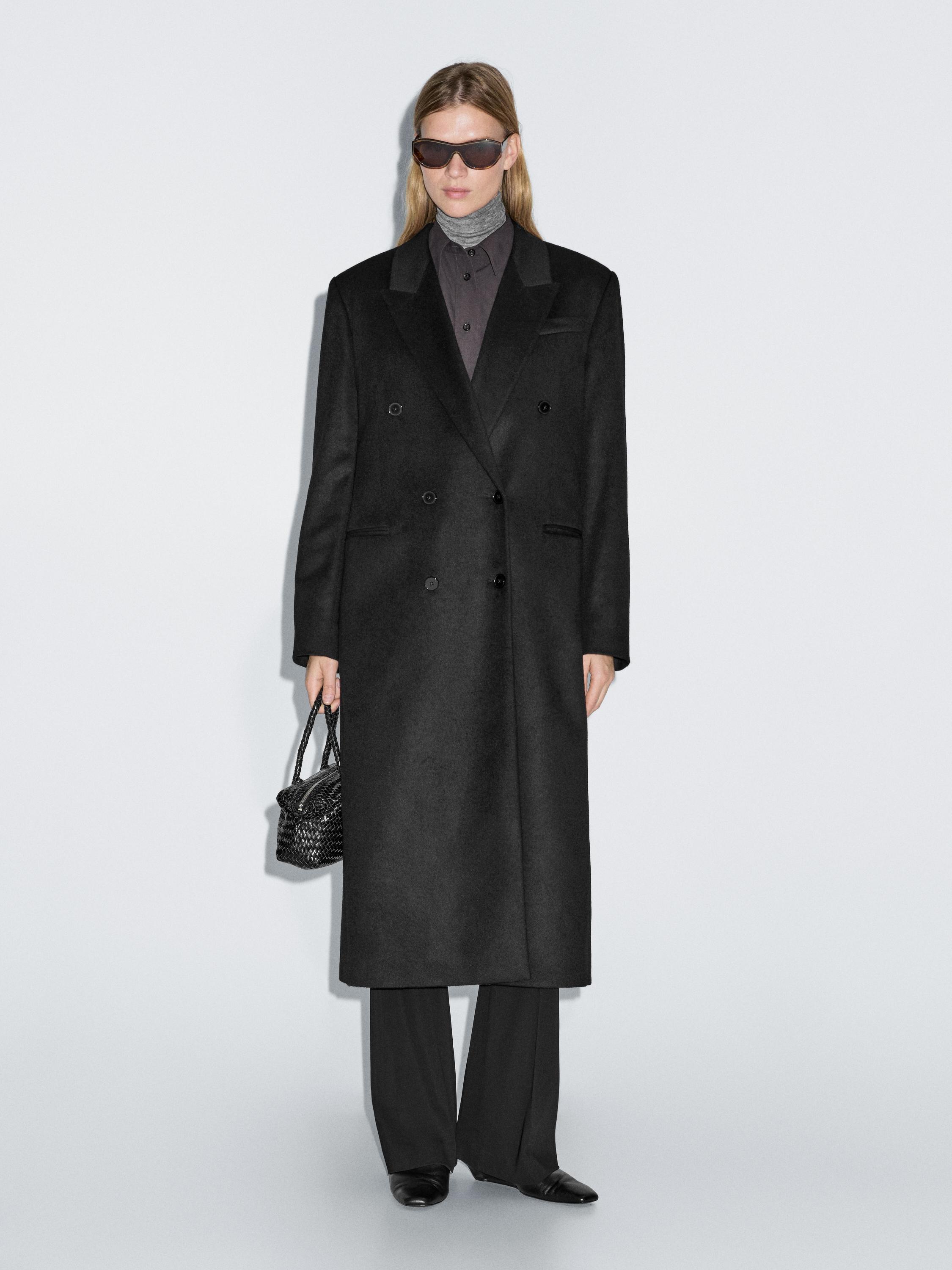 

Длинное двубортное пальто из 100% шерсти Massimo Dutti, черный