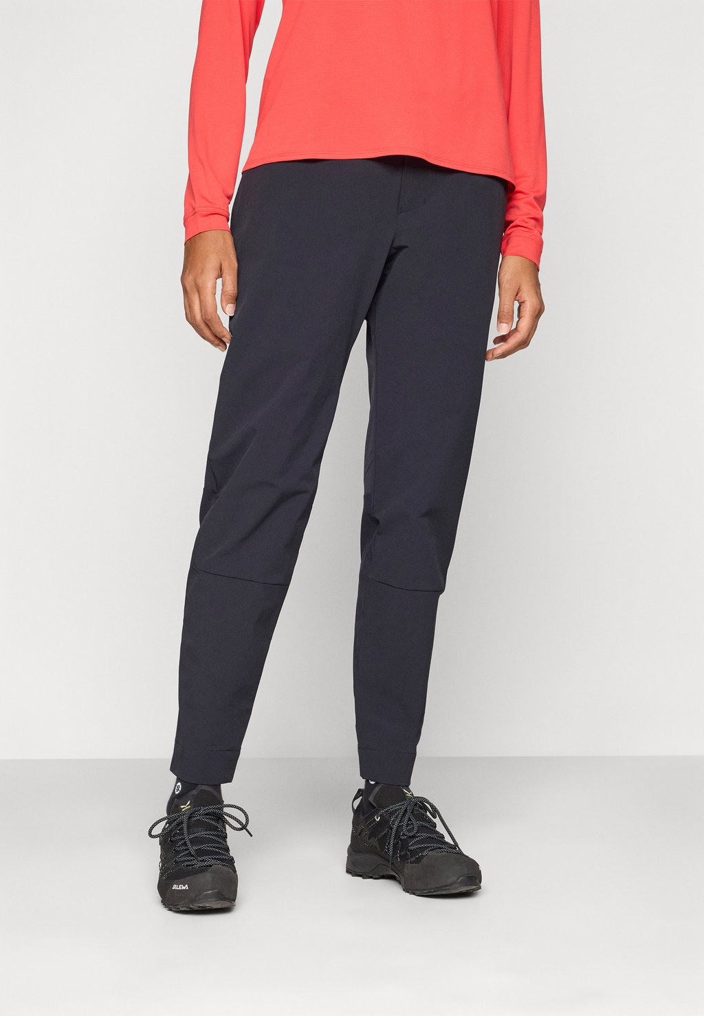 

Брюки для активного отдыха TRAIL PANTS Peak Performance, черный