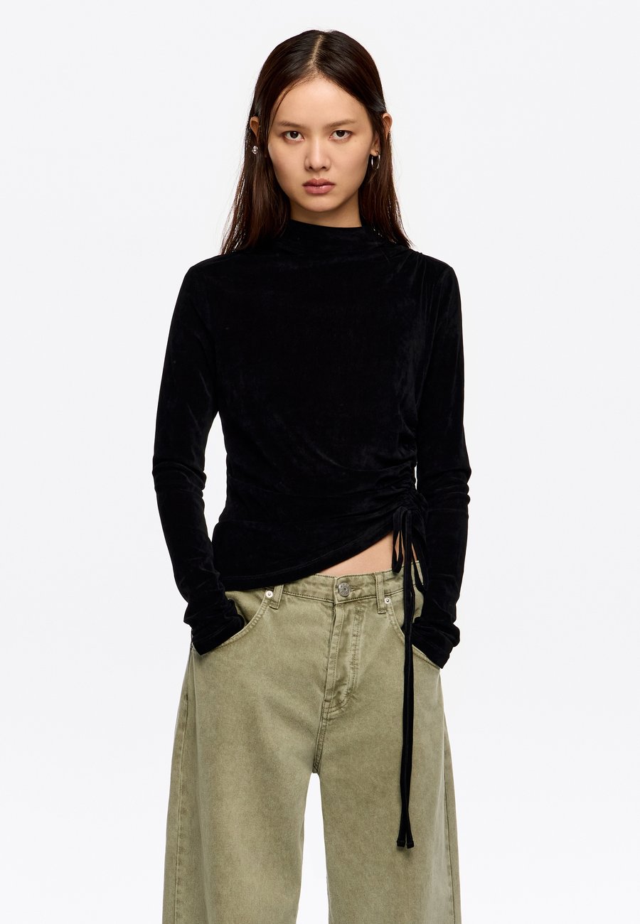 

Топ Bimba Y Lola FLUIDO FRUNCIDO , Black