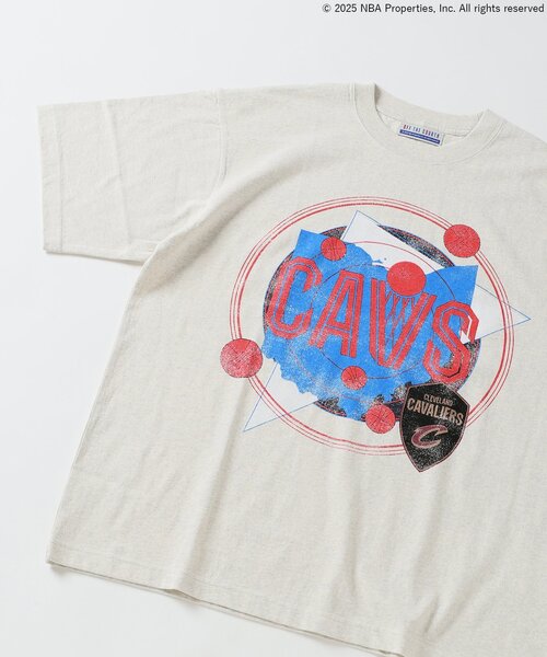 

Футболка с принтом Off The Court by NBA, слоновая кость