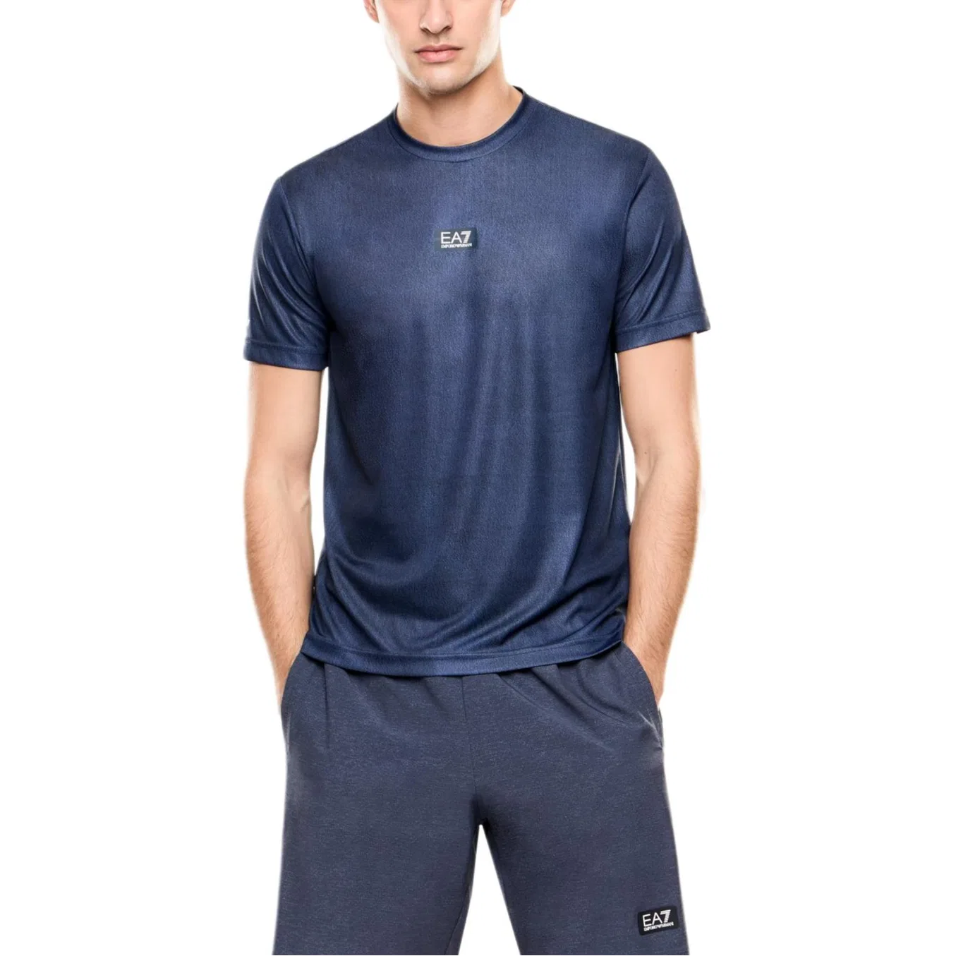 Футболка EA7 Emporio Armani мужская синяя — фото 4