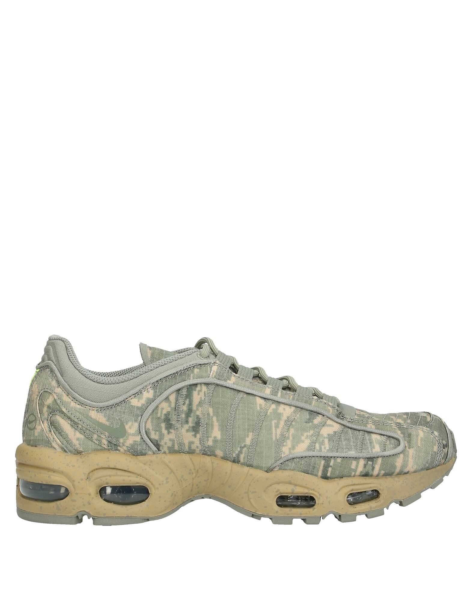 

Кроссовки Nike, зеленый