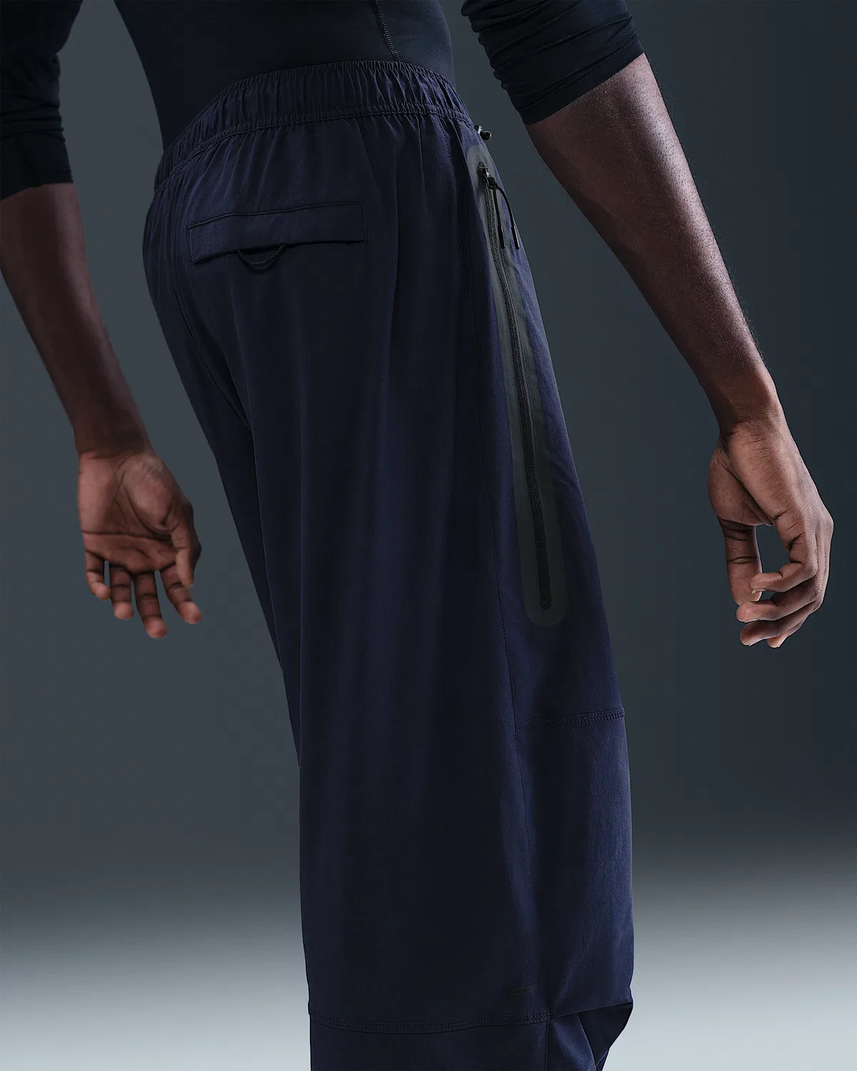 Мужские широкие штаны Nike Tech Woven Oversized, Obsidian/Obsidian/Black — фото 3