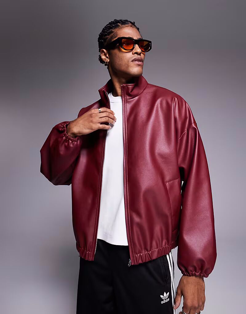 

Спортивная куртка из искусственной кожи ASOS DESIGN бордового цвета