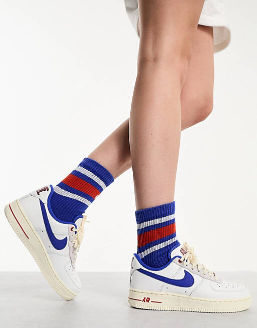 

Кроссовки Nike Air Force 1 '07, белый/синий