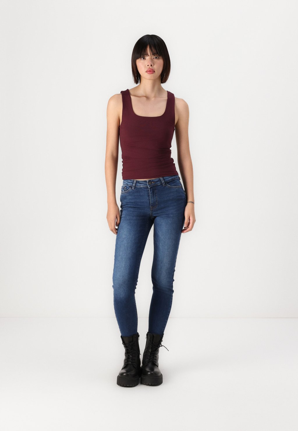 

Топ ONLEA WAYS FIT ONLY, бордовый