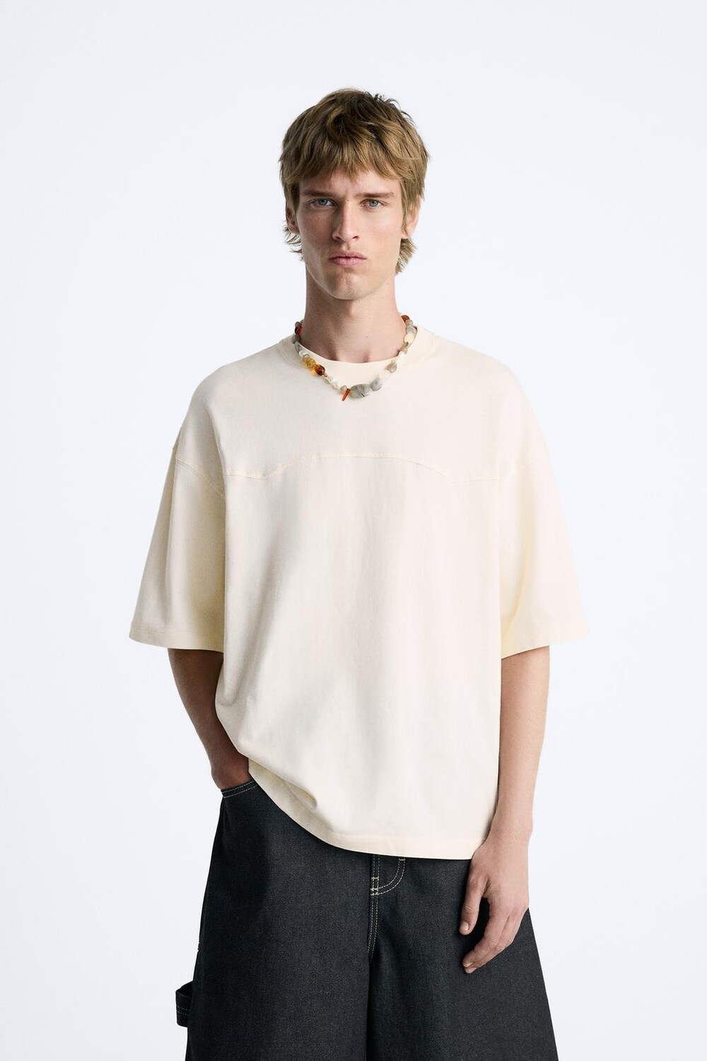 

Футболка с ковбойским принтом ZARA, устрично-белый