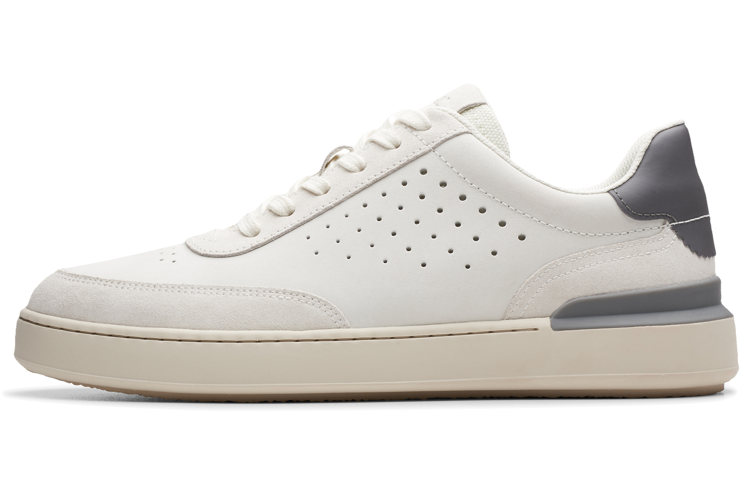 

Clarks Низкие мужские кроссовки белого цвета