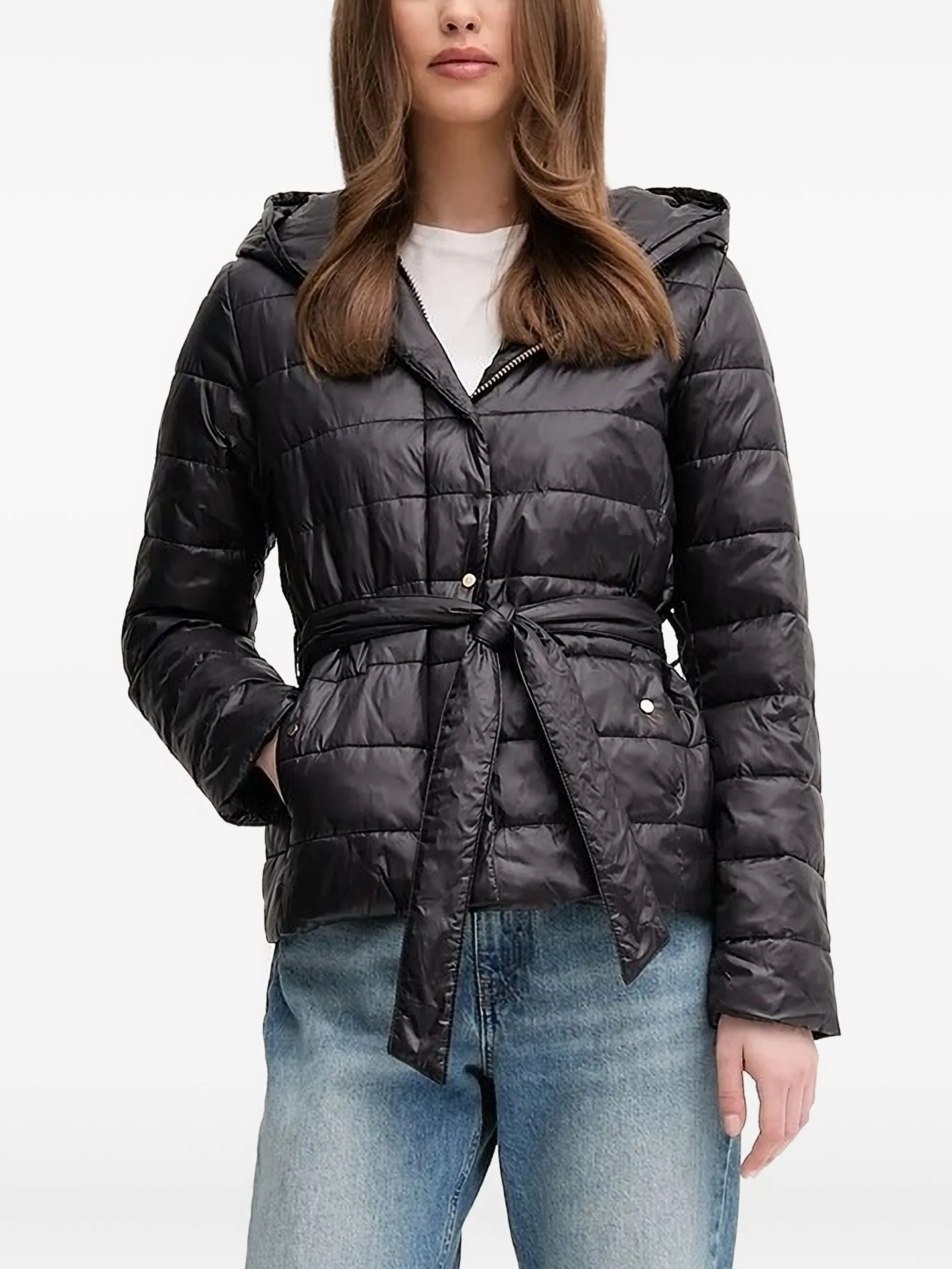 

Пуховик с капюшоном и поясом Sisley, черный