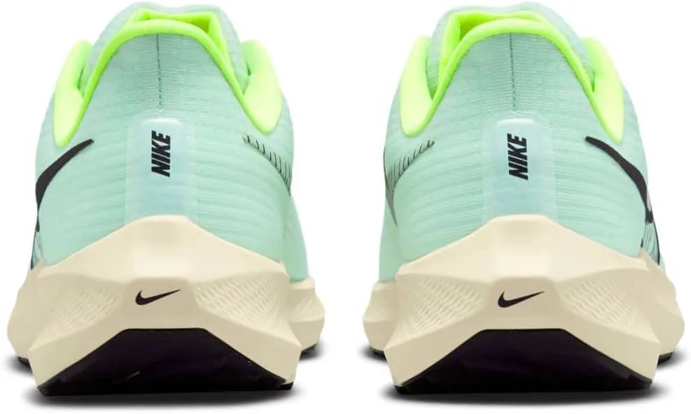 

Nike Nike Air Zoom Pegasus 39 - Мужские кроссовки, фиолетовый