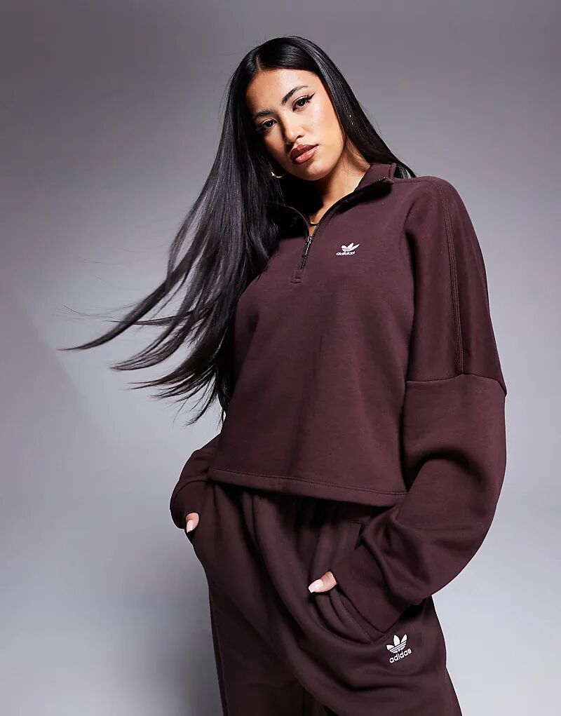 

Толстовка Essentials с застежкой-молнией на половину длины в коричневом цвете adidas Originals