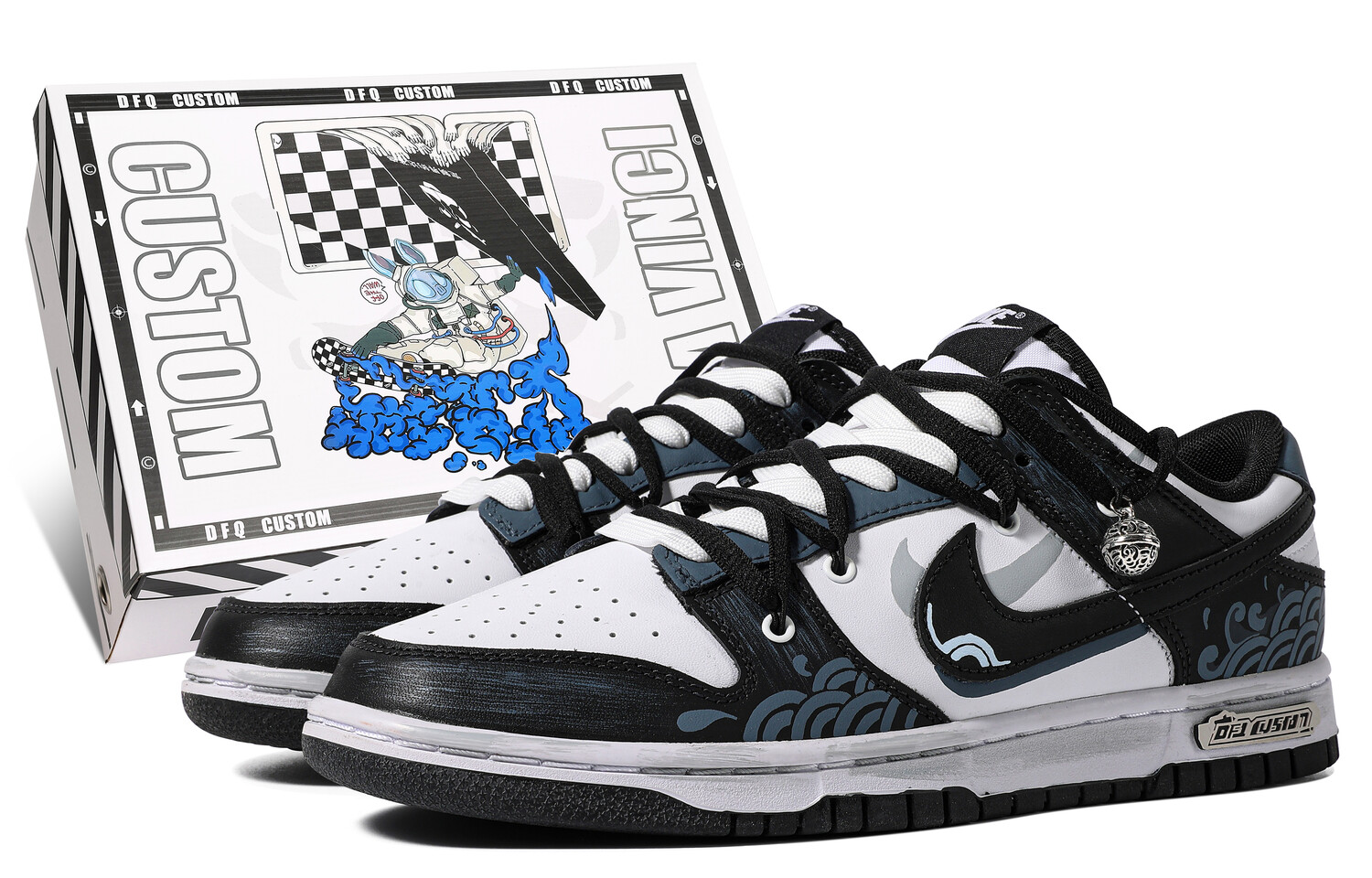 

Кроссовки Nike Dunk Skateboarding Shoes Women's Low-top Black/Blue, черный