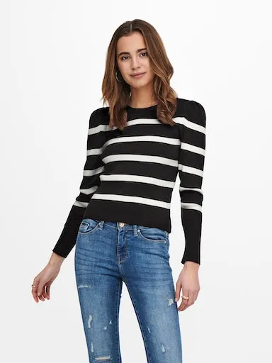 

Only вязаный свитер "ONLSALLY L/S PUFF PULLOVER KNT NOOS", цвет Black Stripes:W. Cloud Dancer