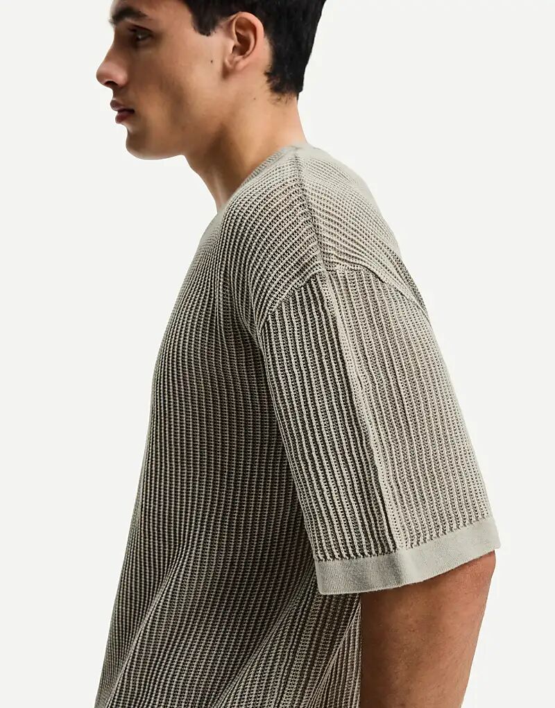 

Футболка Bershka с короткими рукавами из сетки серого цвета