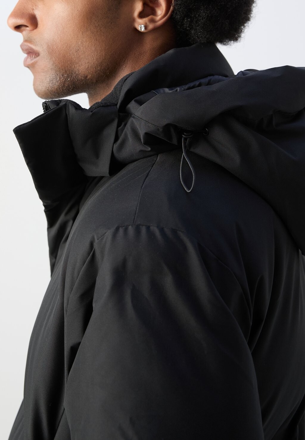 

Зимнее пальто COAT Lindbergh, черный