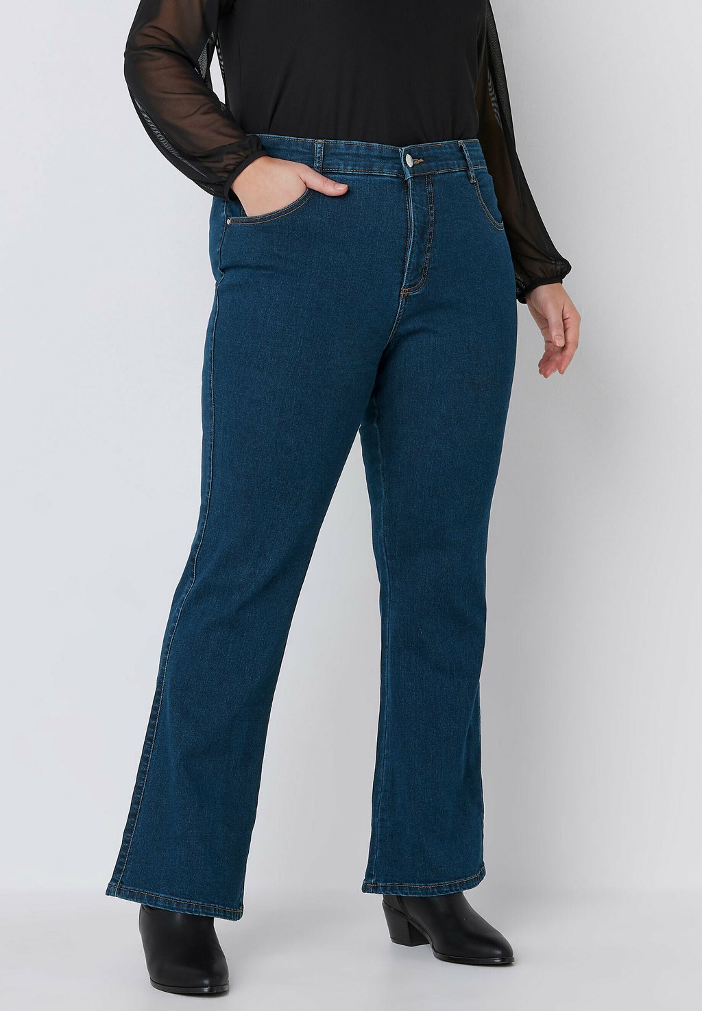 

Джинсы Bootcut Evans, темно-синий