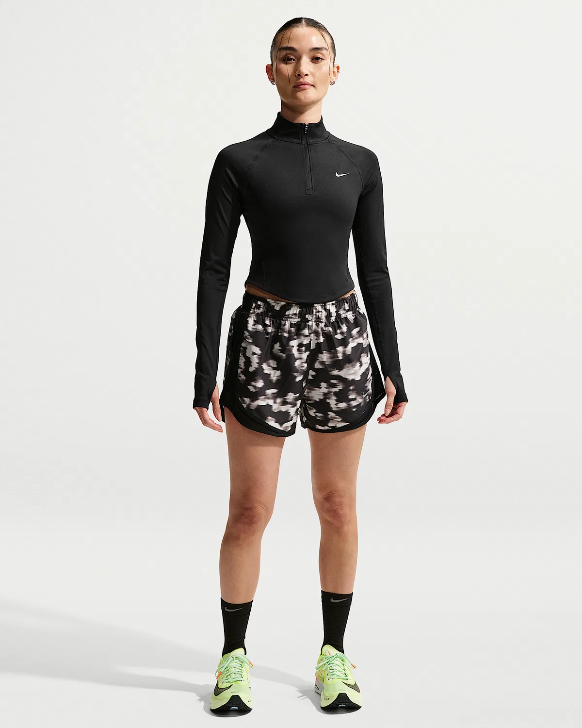 Женский топ для бега Nike Tempo Dri-FIT облегающий с полузастежкой-молнией, Black — фото 4