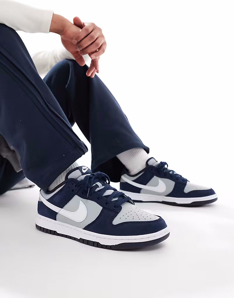 

Низкие кроссовки Nike Dunk темно-синего и серого цветов