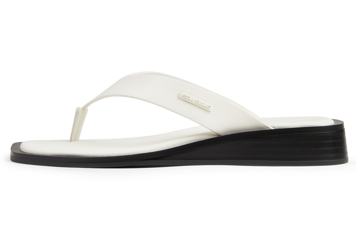 

Шлепанцы и сланцы CHARLES&KEITH Flip Flops Women's