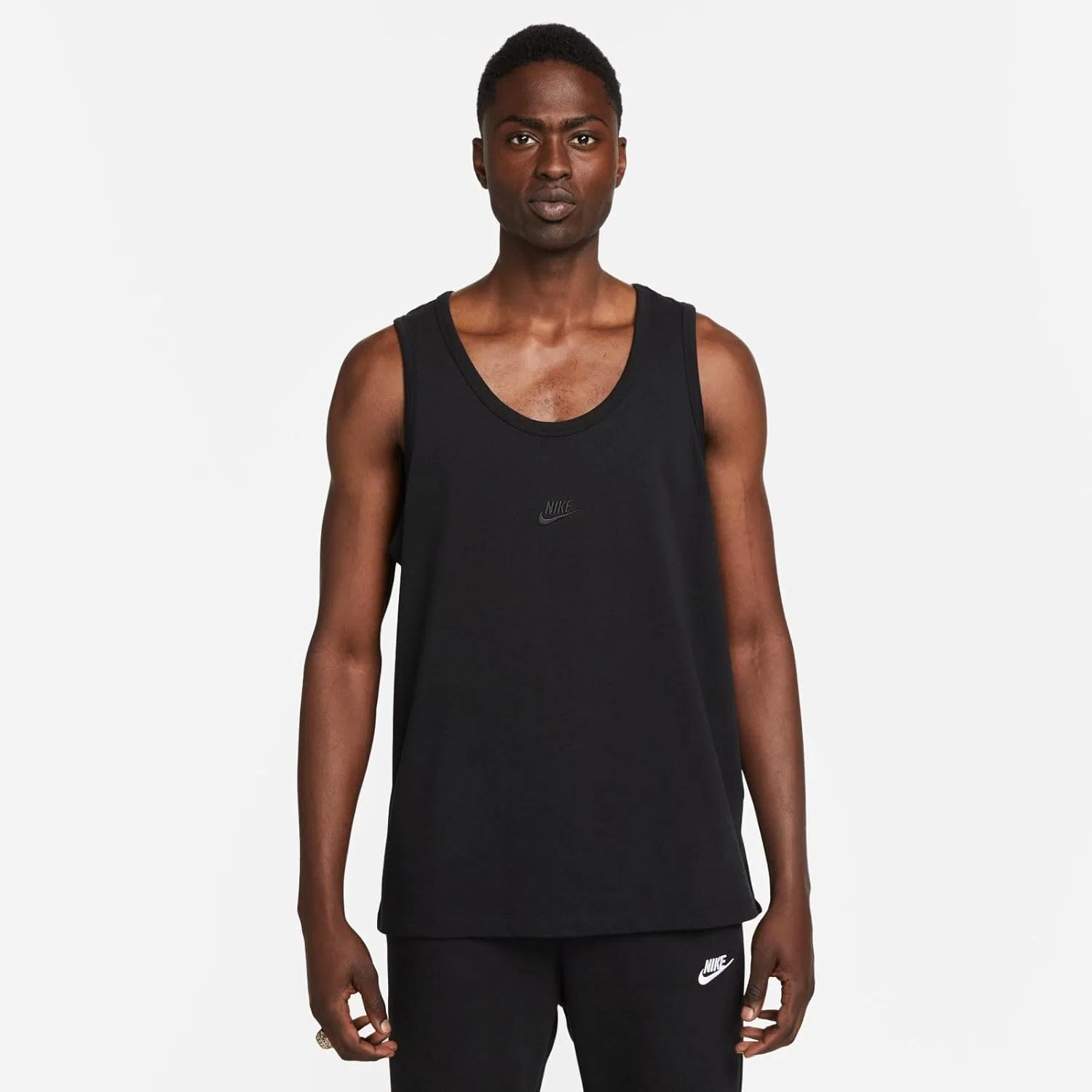 Мужская футболка Nike M NSW Tee Sl Prem Essntl — фото 2